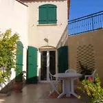 Large With Pool Near Montpellier Villa *
